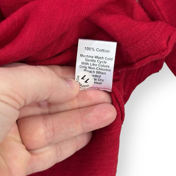 Wilt Small Red Slub Cotton V-Neck 3/4 Sleeve High-Low Raw Hem Top Made in USA - Picture 6 of 9